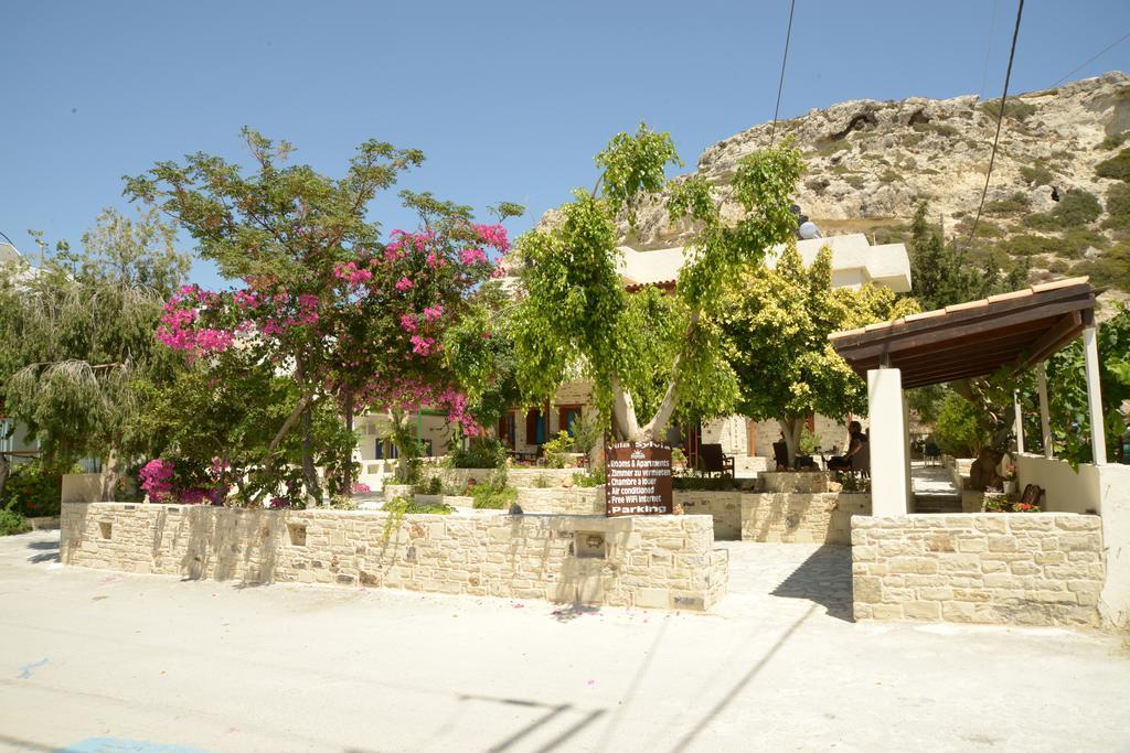 Villa Sylvia Matala  Luaran gambar